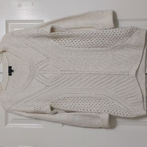 3 sisters Ivory fuzzy knit sweater Size m/l